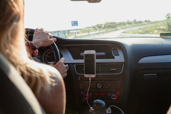 L'impact de la conduite en état de distraction sur la sécurité au volant
